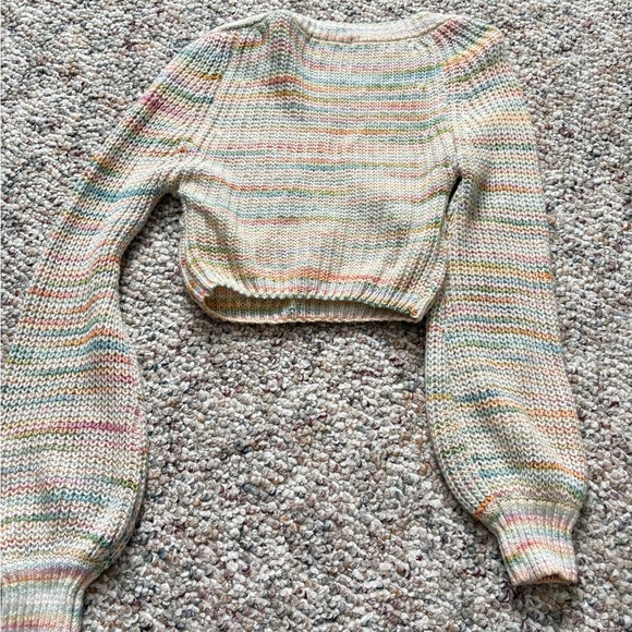 Crop Sweater - Picture 3 of 4